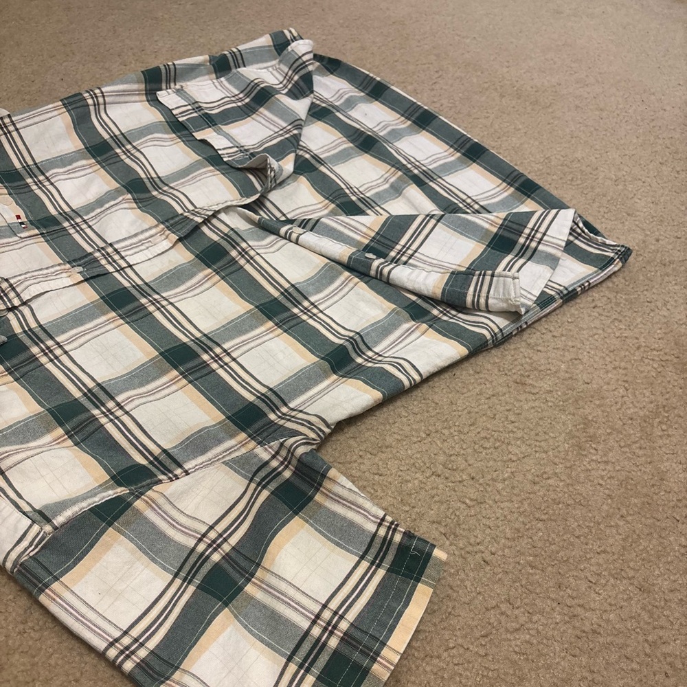 LARGE LARRO BUTTON UP - Picture 2 of 5